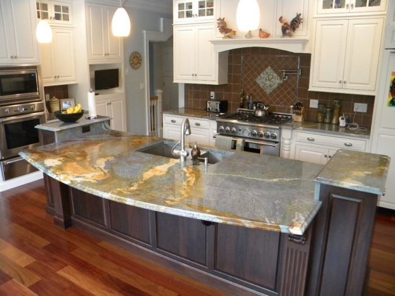 Design inspiration: luxury kitchen with stone countertops
